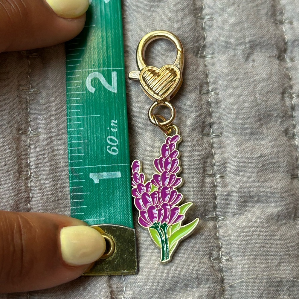 Floral Enamel Keychain - Picture 3 of 5